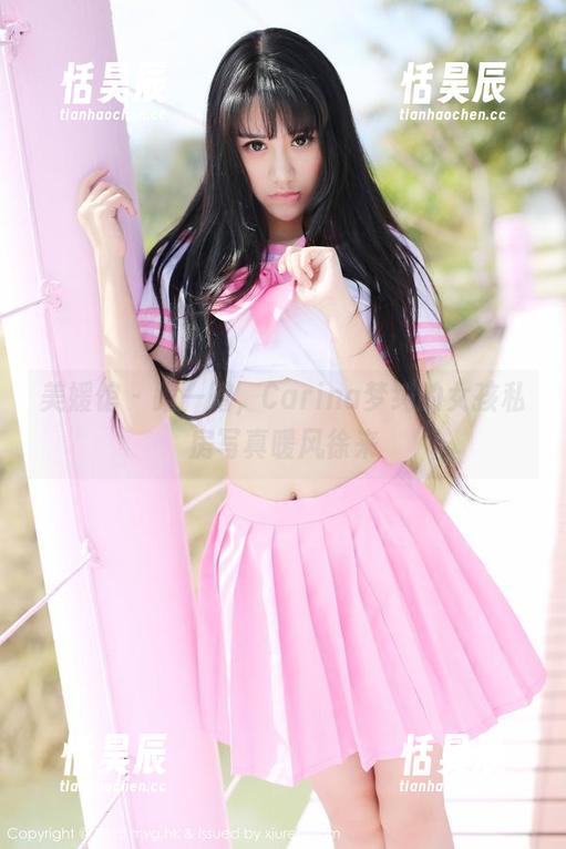 美媛馆 - 蹭一蹭，Carina梦绮的女孩私房写真暖风徐来