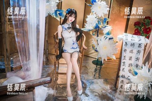 羽生三未妹妹，最新写真给你满满的回忆感！