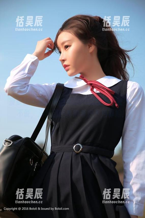 菠萝社-夏美酱 菠萝社 - 夏美酱的娜美COS原图,我不得不说,海贼团还真得考虑下招募她!