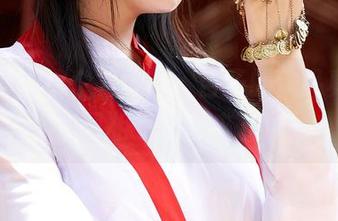 蜜桃社 - 这个万圣节，杏子的作品真是让人刮目相看，快来下载！