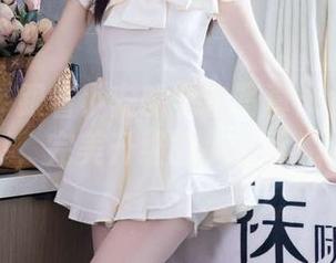 袜啵啵 - 跟着小安的全套写真：女仆情节，完美升级的小日常！