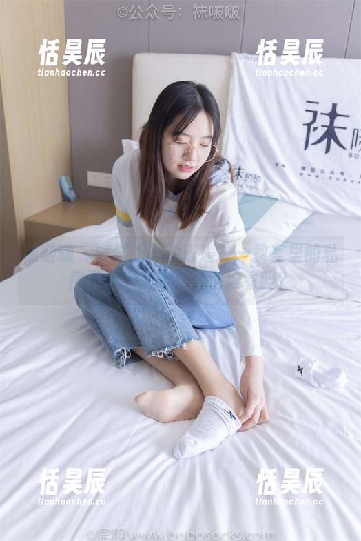 袜啵啵 - 突然想起的瑶瑶——教室里的私房原图，你确定要继续看吗？