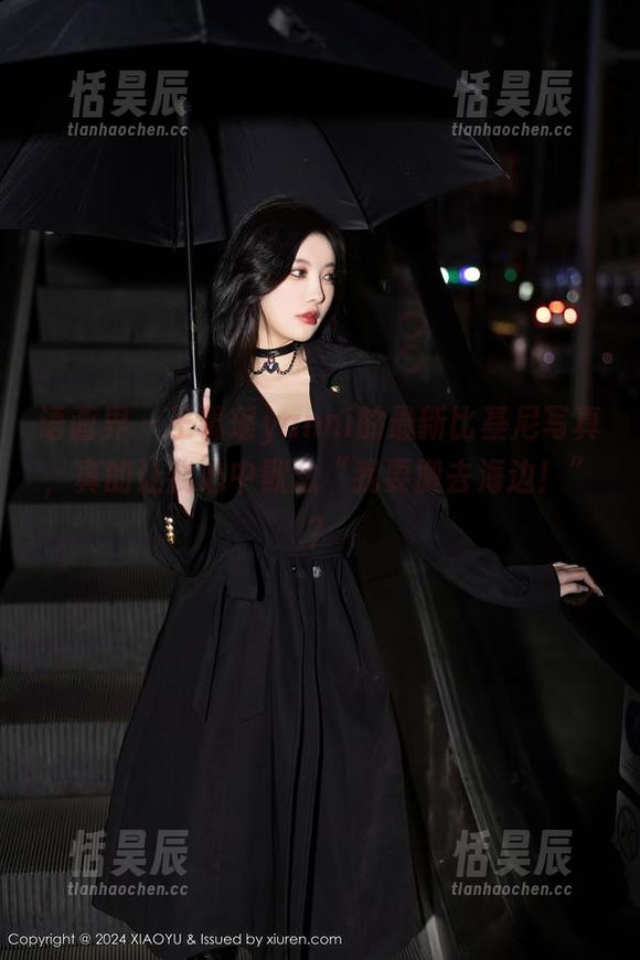 语画界-王馨瑶yanni 语画界 - 王馨瑶yanni的最新比基尼写真,真的让我心中默念“我要搬去海边!”?