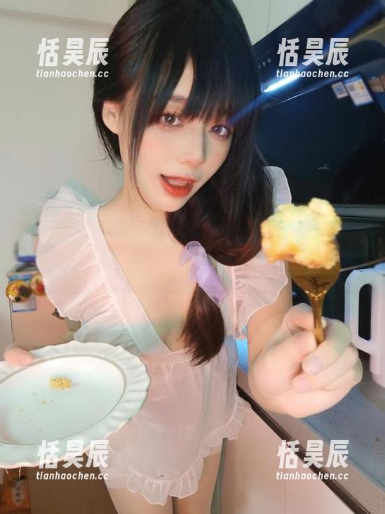 阿九从不咕咕(九言)穿连体衣，cos什么都不怕分享上线