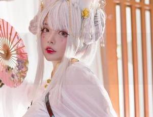阿寨寨ninja的写真新作：看受虐魅魔如何控制一切