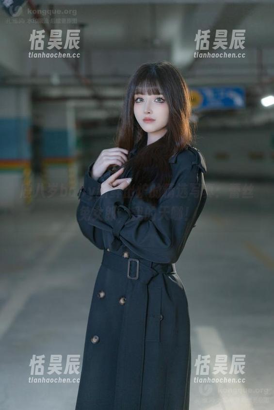 鹿八岁baby 鹿八岁baby新鲜出炉的精选写真:蕾丝兔女郎,我的天哪!