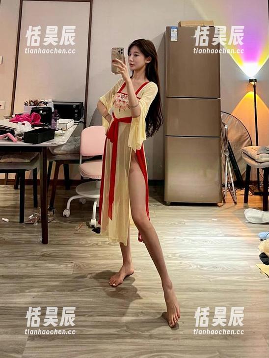 黎允熙baby 微密圈 - 最新黑白?黎允熙baby在玩什么高深的把戏?